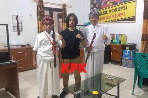 Penuhi Panggilan Polisi, Tongkonan Adat Sangtorayaan (TAST)Beri Keterangan Terkait Dugaan Pelecehan Adat oleh Pandji Pragiwaksono