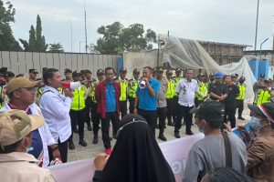 Warga Ogan Ilir Kepung PT SPF, PGK Tegaskan Debu dan Bau Produksi Ancam Hak Hidup Sehat Masyarakat