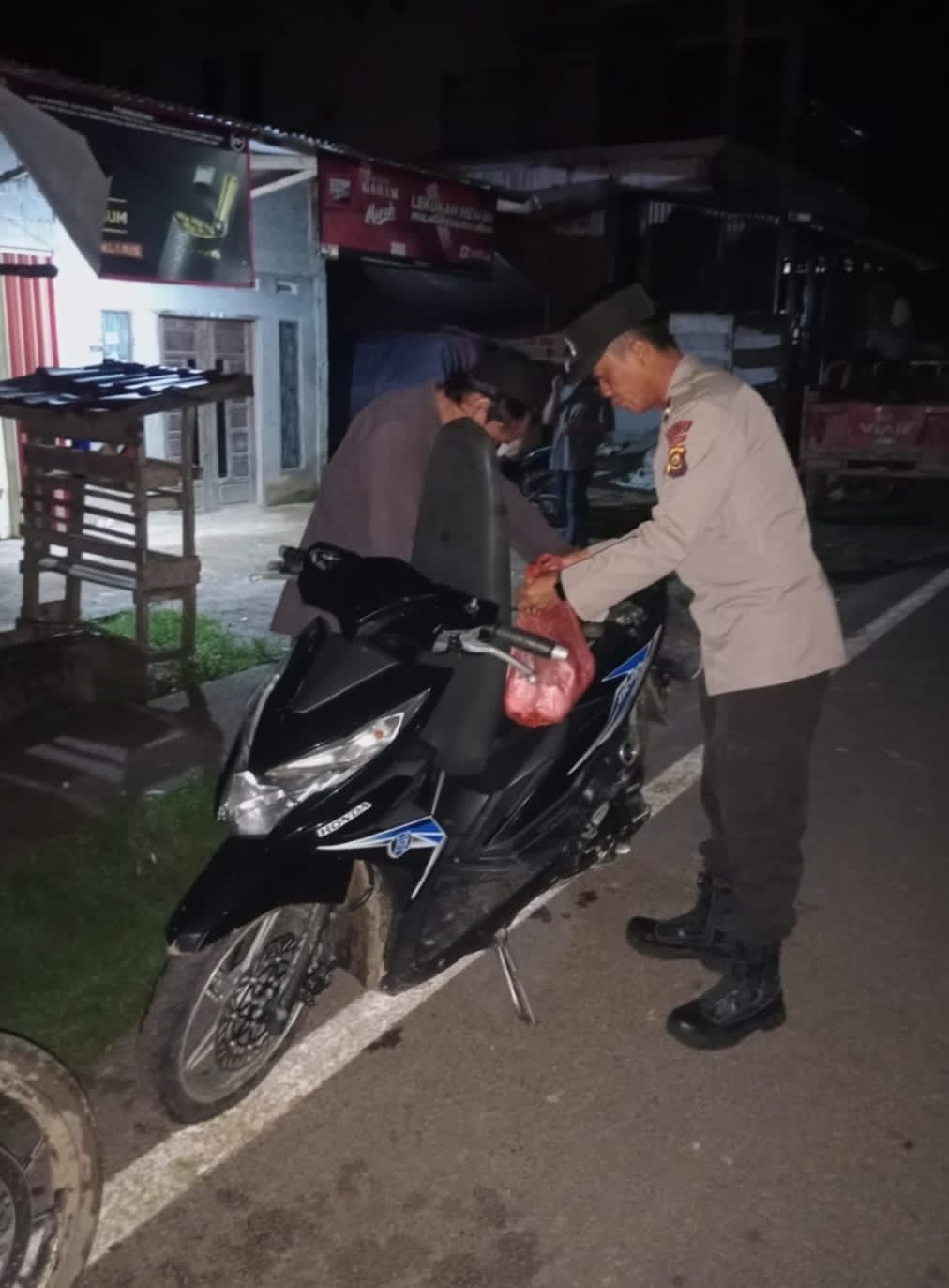 Malam Libur, Personel Polsek Muara Kuang Gelar KRYD Antisipasi Tindak Kejahatan