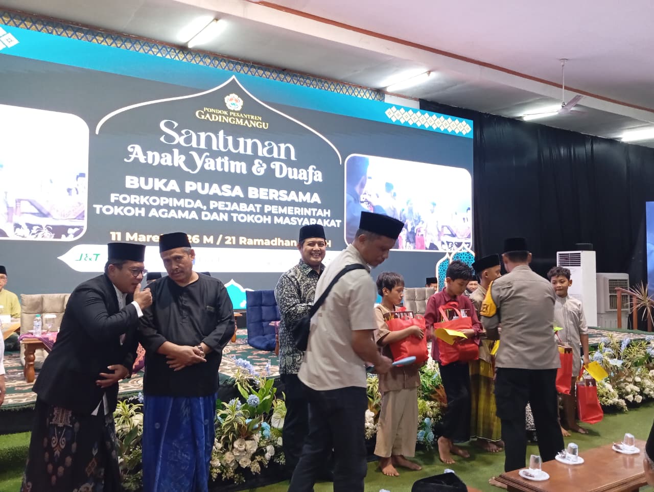 Pondok Pesantren Gadingmangu Perak Jombang Gelar Santunan untuk Anak Yatim dan Kaum Dhuafa