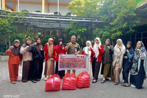 LSM Triga Nusantara Indonesia Sidrap Gelar Program Berbagi Takjil Ramadhan 1447 H