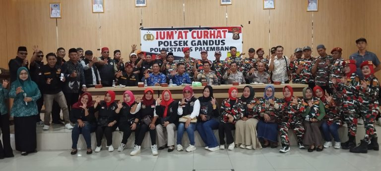 Kapolsek Gandus Gelar Curhat Jum’at Bersama Lurah, Camat dan Ormas Untuk Jaga Stabilitas Keamanan Kamtibmas