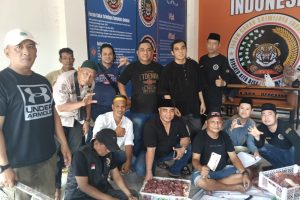 Kapolda Sumsel Beri Bantuan Satu Ekor Sapi Kurban Kepada Forum Cakar Sriwijaya