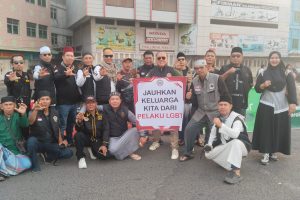 Ribuan Massa Gelar Aksi Damai di Masjid Agung Palembang, Menolak Keras LGBT, Forum Cakar Sriwijaya Turut Mengawal