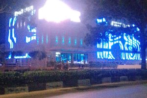 Sorotan Tajam untuk First Club Batam: Dugaan Aktivitas Tertutup, Legalitas Dipertanyakan, Lampu Mencolok Dinilai Berpotensi Membahayakan Pengguna Jalan