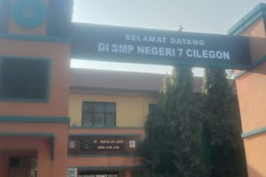 Diduga Alergi Terhadap Pers, Sikap Humas SMPN 7 Cilegon Dipertanyakan, KOAR Minta Dindik Lakukan Evaluasi