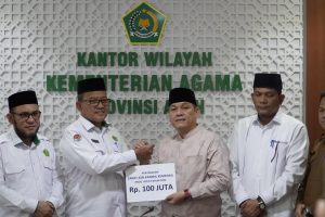 Baitul Mal Aceh Jemput Zakat di Kanwil Kemenag Aceh