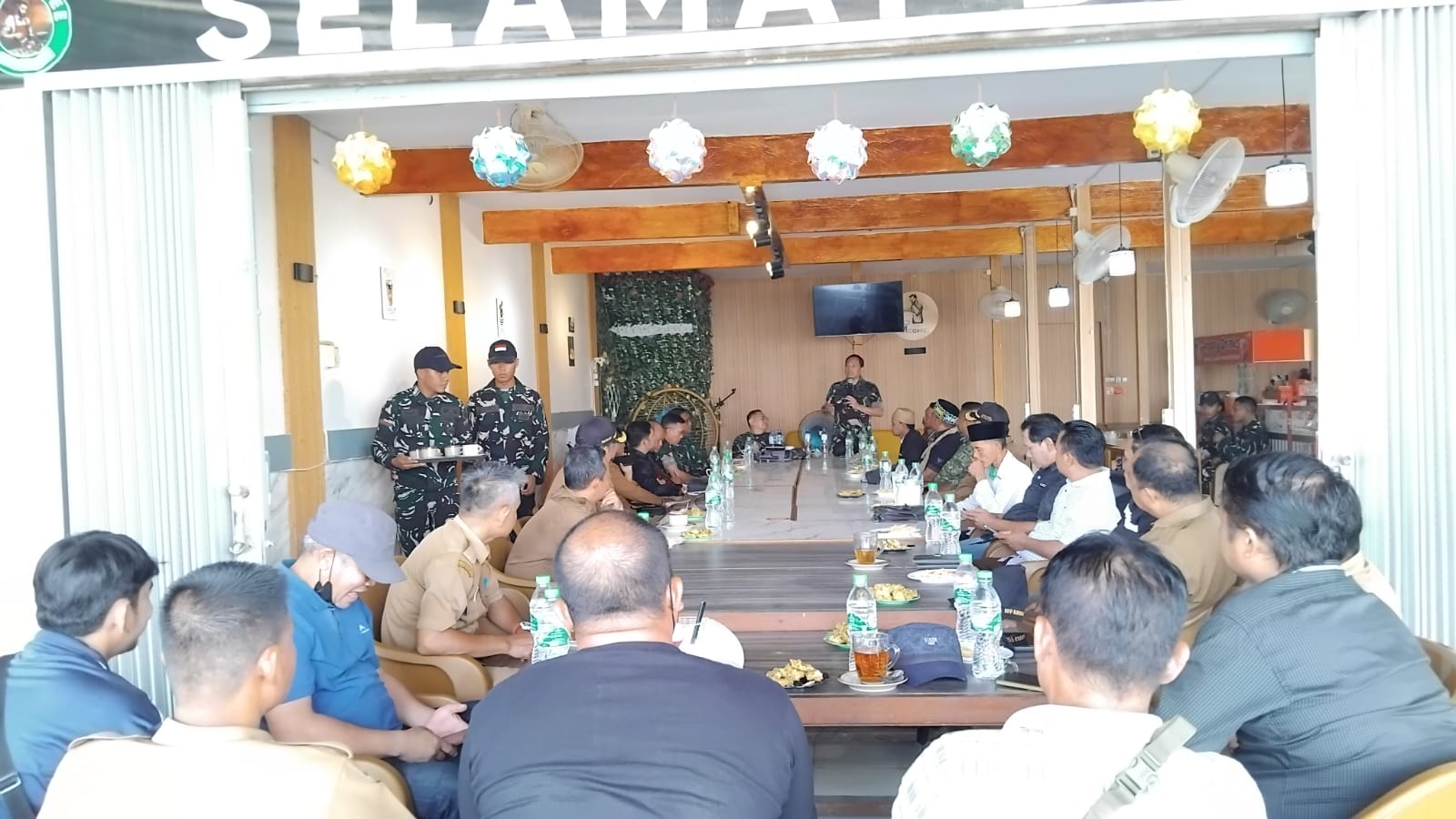 Mitigasi Bencana, Satgas Karhutla Mabes TNI Dialog Dengan Masyarakat Adat Dayak