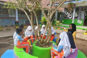 Keterbatasan Anggaran Tak Halangi, Taman Literasi SDN 210 Sanrangeng Tembus 6 Besar Soppeng