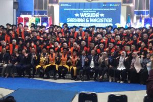 Universitas Majalengka Wisudakan 855 Lulusan, Rektor: Gelar Sarjana Adalah Gerbang Transisi Menuju Pembuktian Ilmu