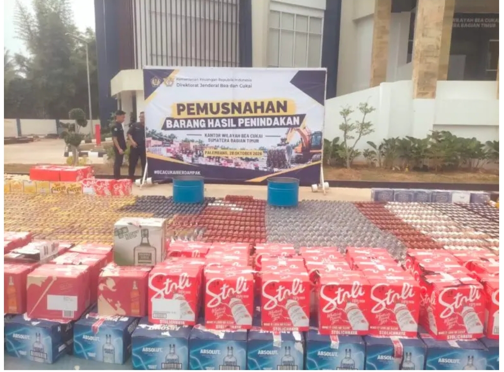 Agus Sudarmadi Pimpin Pemusnahan 22,4 Juta Batang Rokok Ilegal, Rp20,56 Miliar Potensi Kerugian Negara Dicegah