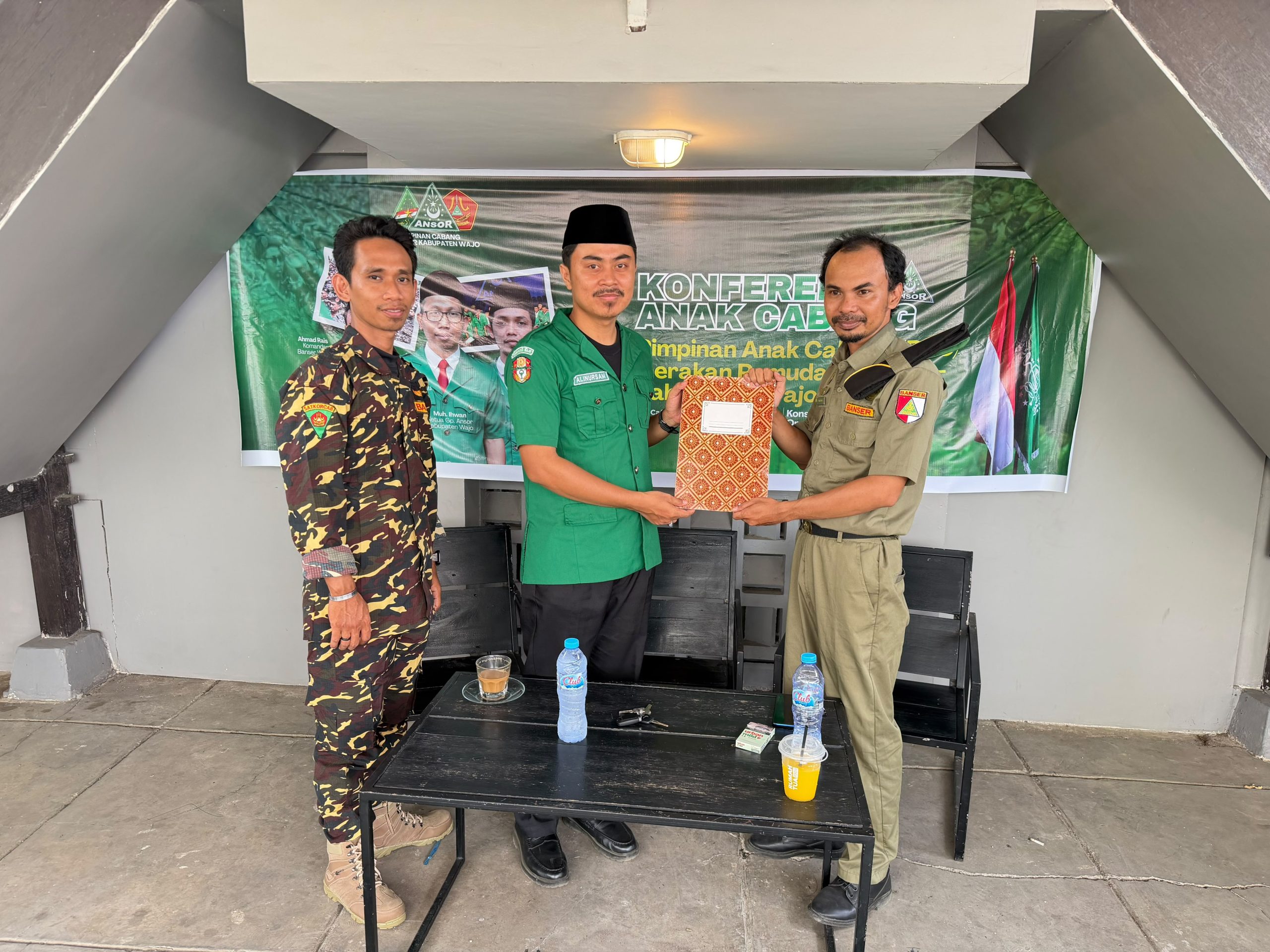 Peringati Hari Sumpah Pemuda, GP Ansor Wajo Perkuat Solidaritas dan Serahkan Mandat Pengurus PAC
